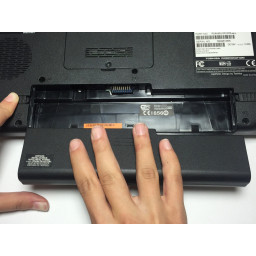 Замена батареи Toshiba Satellite A665-S5170